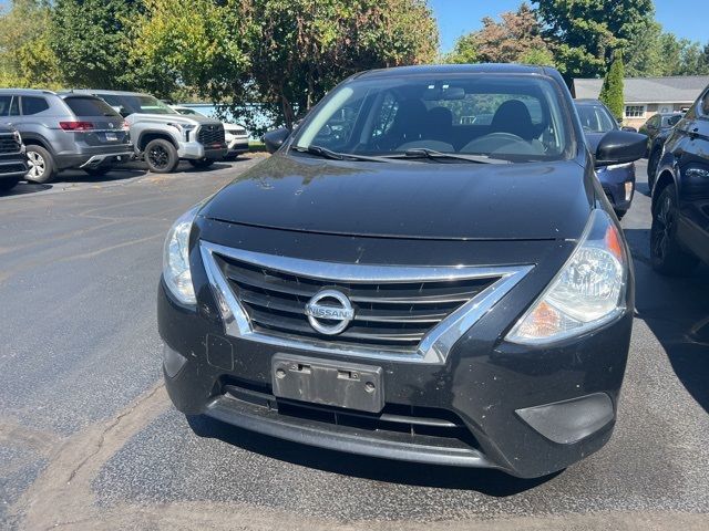 2017 Nissan Versa SV