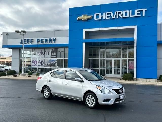 2017 Nissan Versa SV