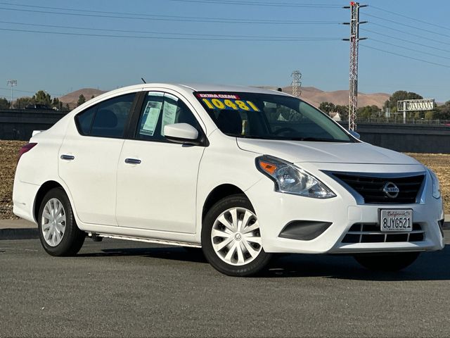 2017 Nissan Versa SV