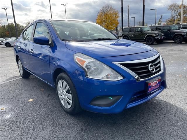 2017 Nissan Versa SV