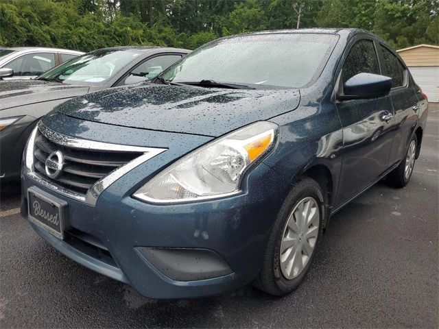 2017 Nissan Versa SV