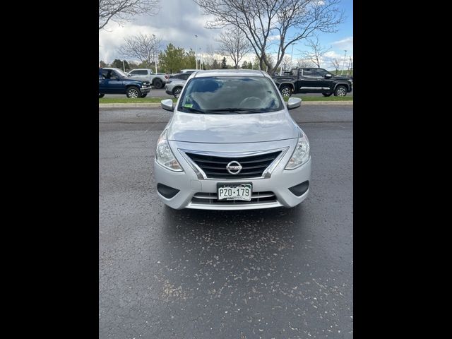 2017 Nissan Versa SV
