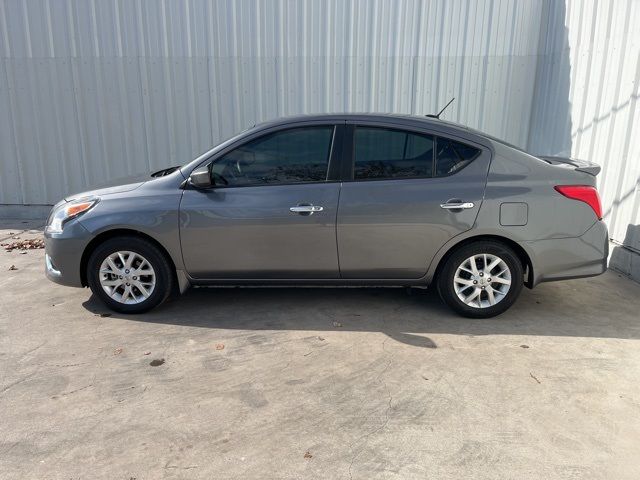 2017 Nissan Versa SV