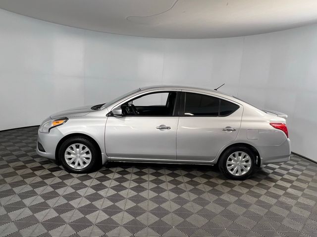 2017 Nissan Versa SV