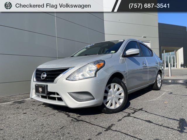 2017 Nissan Versa SV