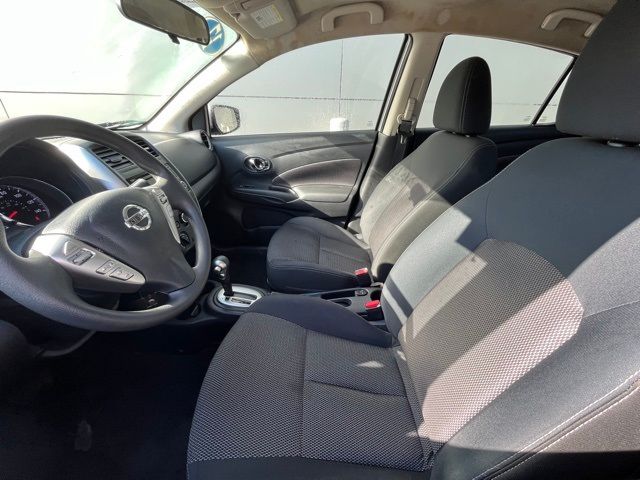 2017 Nissan Versa SV