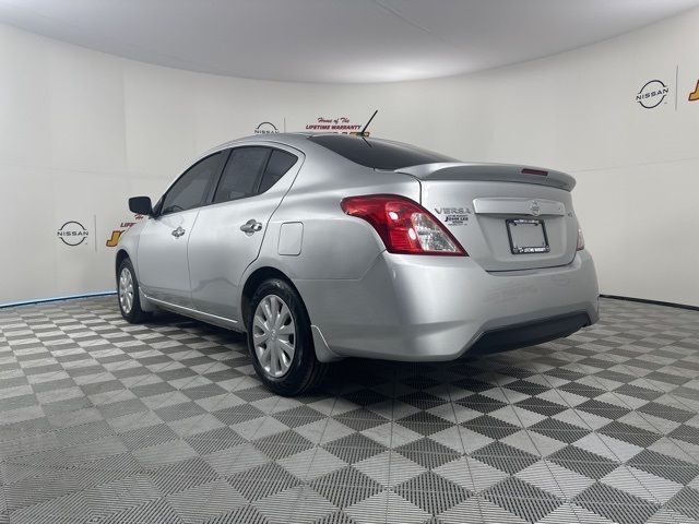 2017 Nissan Versa SV