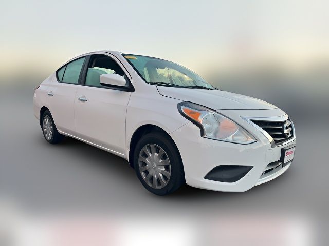 2017 Nissan Versa SV