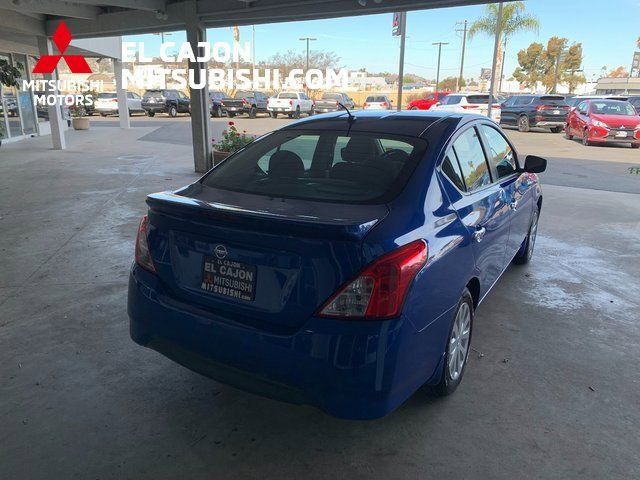 2017 Nissan Versa SV