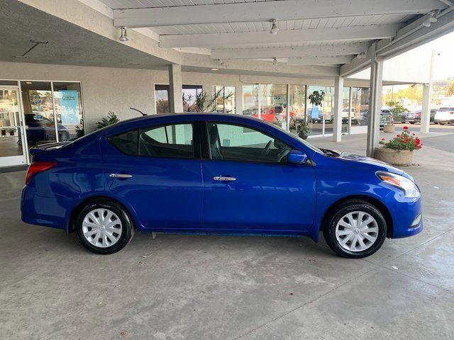 2017 Nissan Versa SV