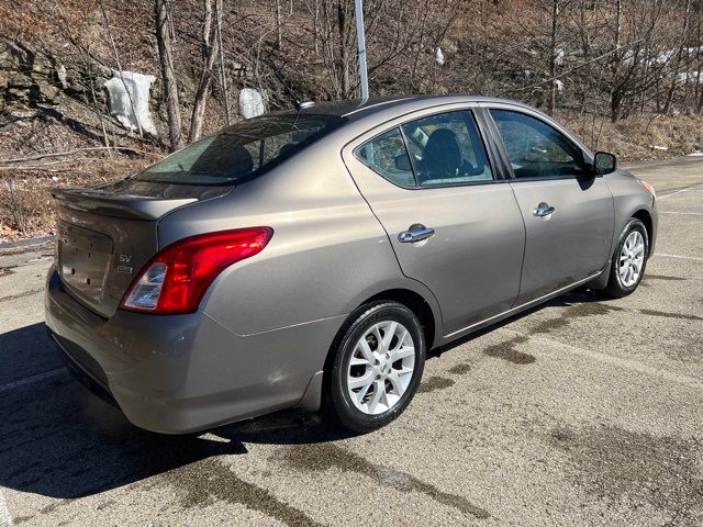 2017 Nissan Versa SV