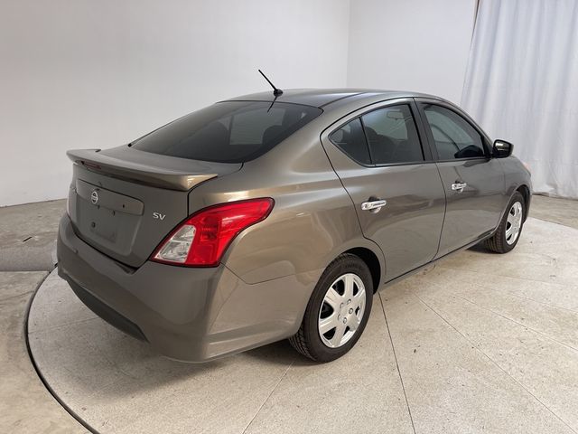 2017 Nissan Versa SV