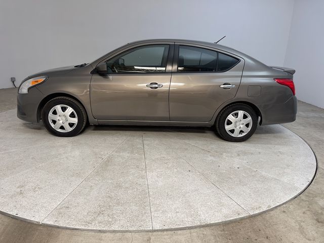 2017 Nissan Versa SV