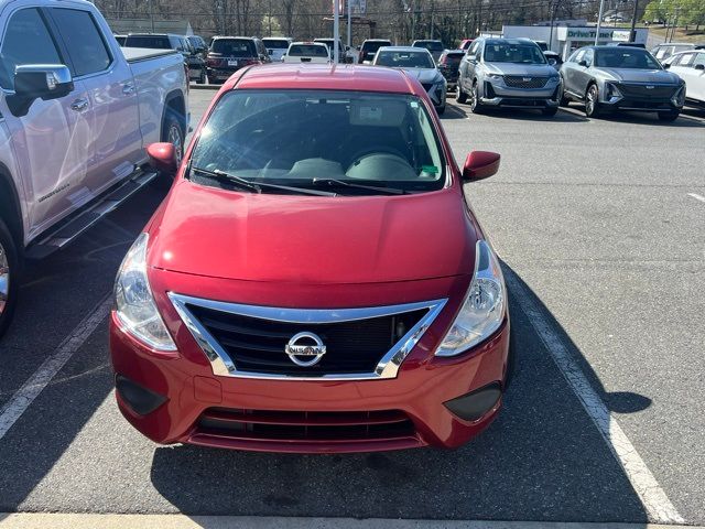 2017 Nissan Versa SV