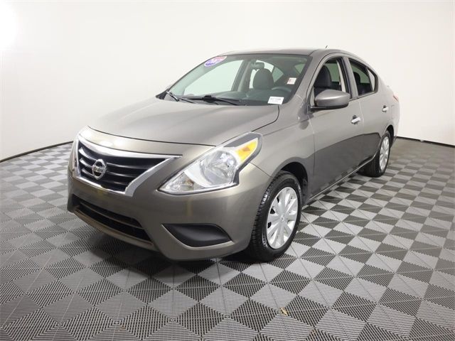 2017 Nissan Versa SV