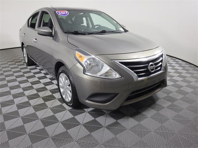 2017 Nissan Versa SV