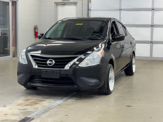 2017 Nissan Versa S Plus