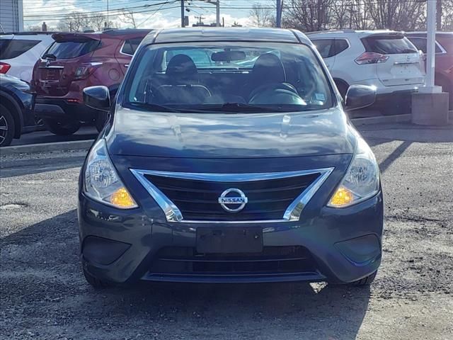 2017 Nissan Versa SV