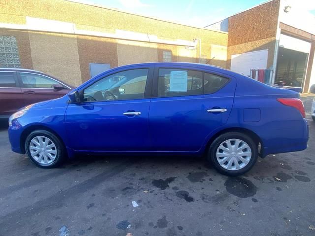 2017 Nissan Versa SV