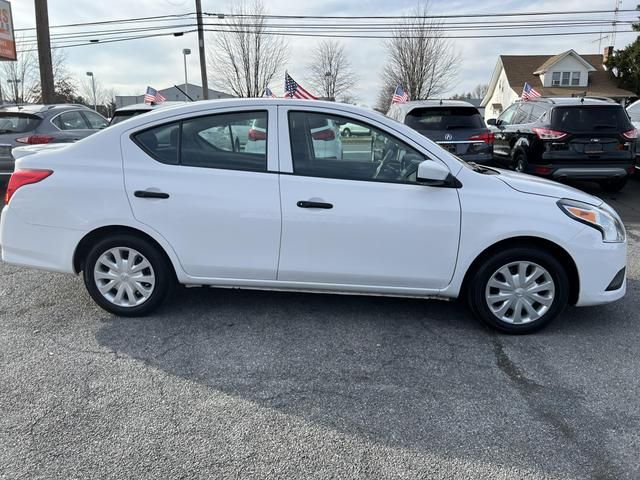 2017 Nissan Versa S Plus