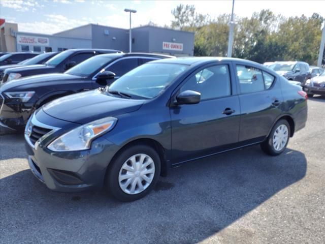 2017 Nissan Versa S Plus