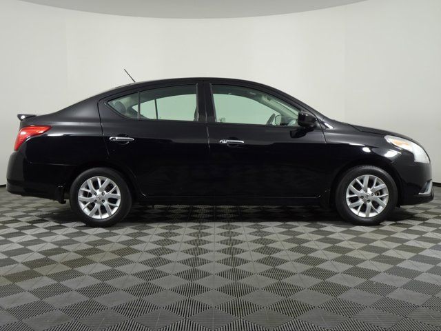 2017 Nissan Versa SV