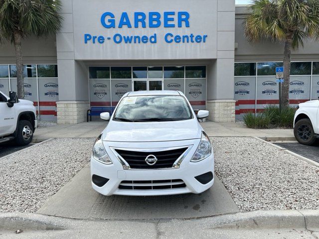 2017 Nissan Versa SV