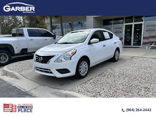 2017 Nissan Versa SV