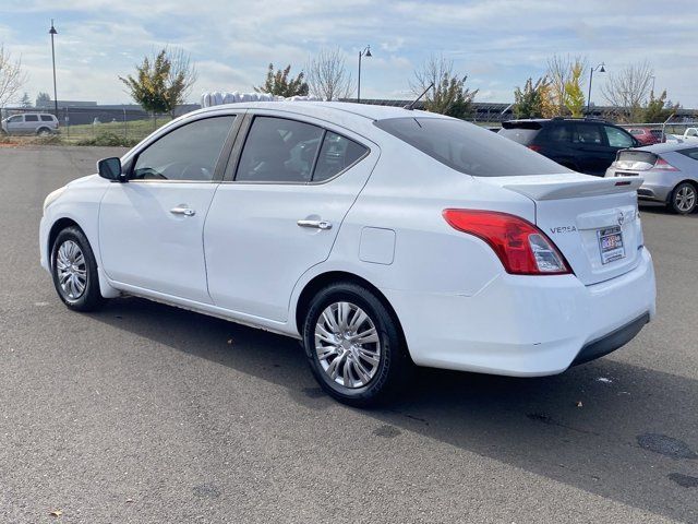 2017 Nissan Versa SV