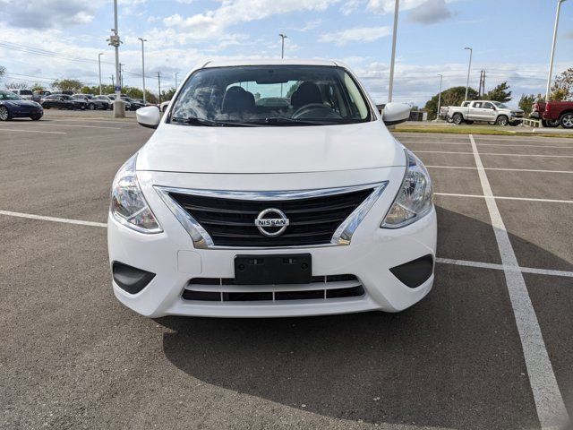 2017 Nissan Versa SV