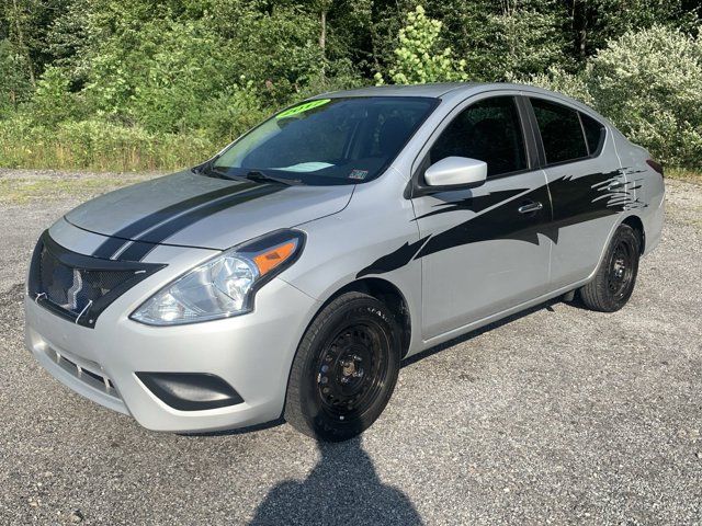 2017 Nissan Versa SV