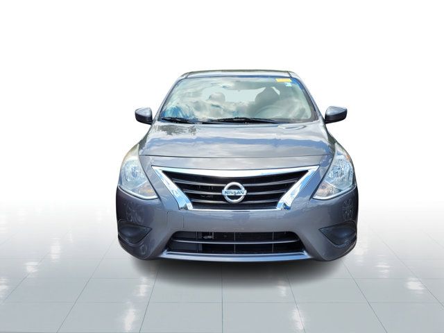 2017 Nissan Versa SV