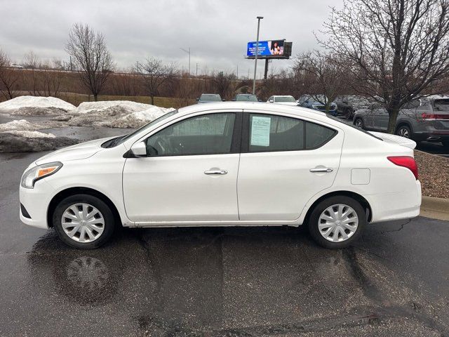 2017 Nissan Versa SV