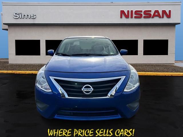 2017 Nissan Versa SV