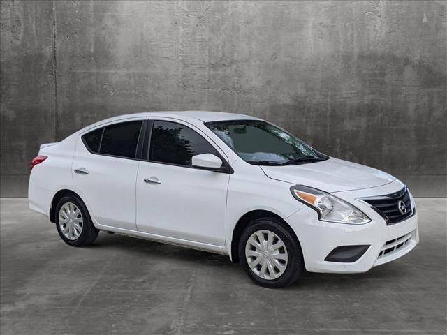 2017 Nissan Versa SV