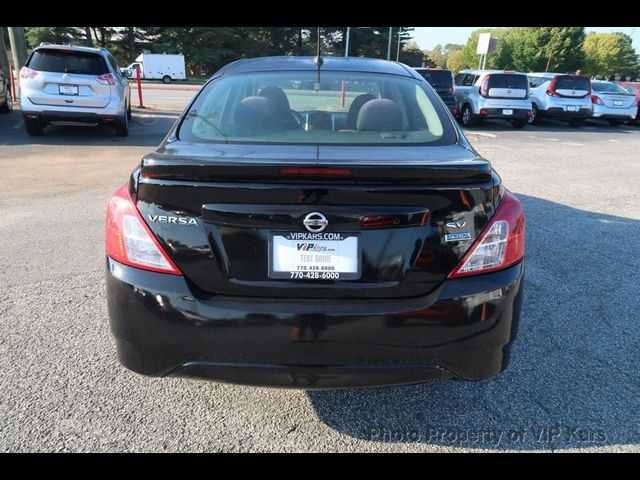 2017 Nissan Versa SV