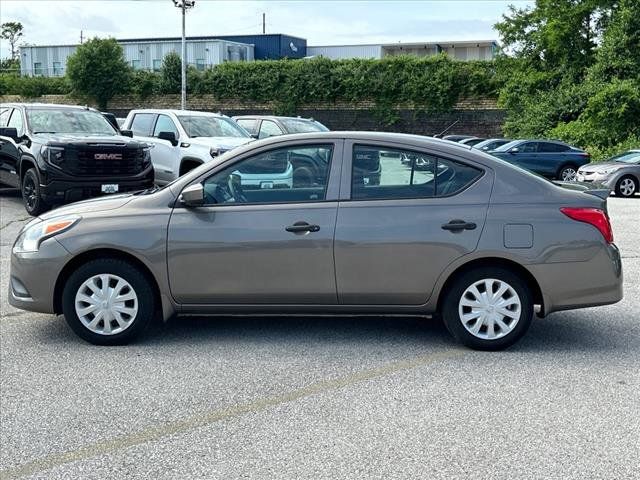 2017 Nissan Versa S Plus