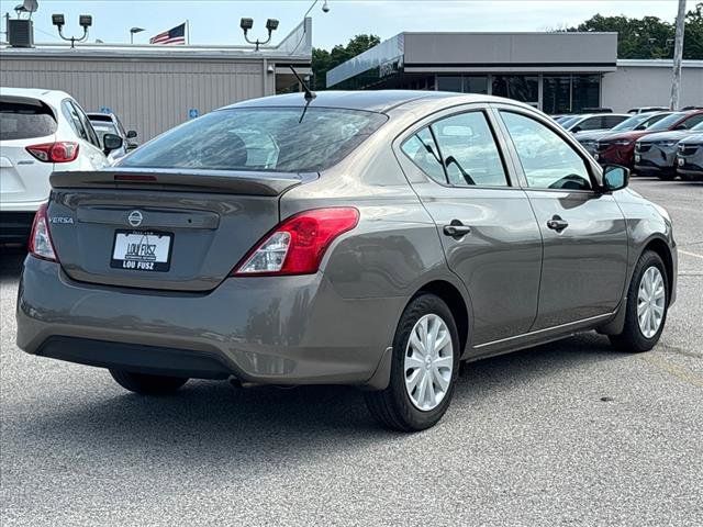 2017 Nissan Versa S Plus