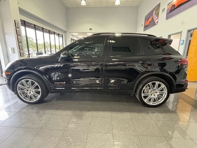 2017 Porsche Cayenne S