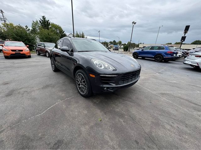 2017 Porsche Macan Base