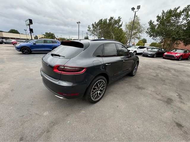 2017 Porsche Macan Base