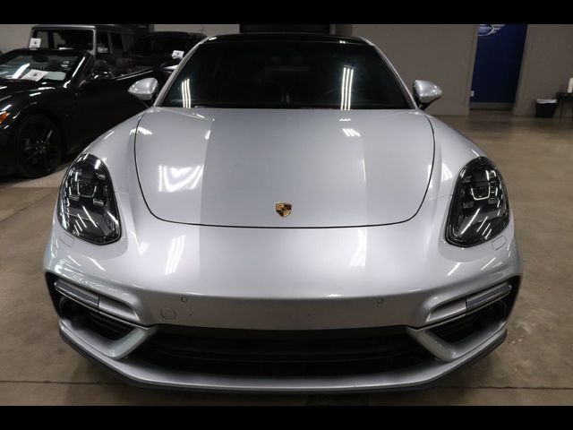 2017 Porsche Panamera Turbo