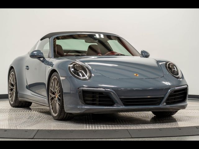 2017 Porsche 911 4S
