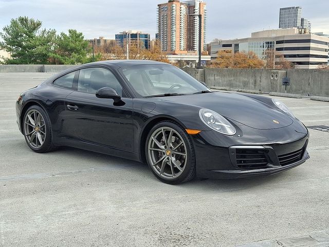 2017 Porsche 911 Carrera