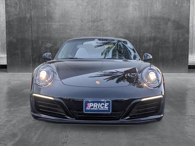 2017 Porsche 911 Carrera