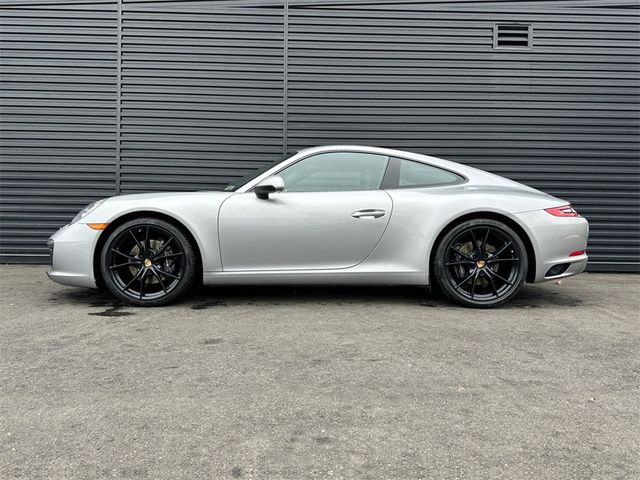 2017 Porsche 911 Carrera