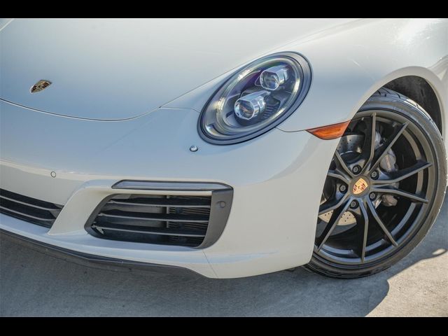 2017 Porsche 911 Carrera