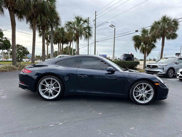 2017 Porsche 911 Carrera