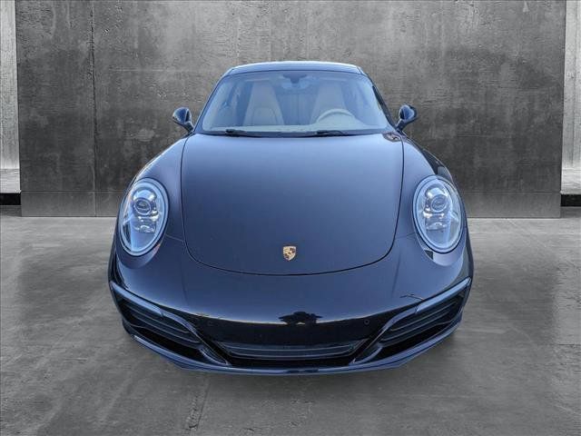 2017 Porsche 911 Carrera