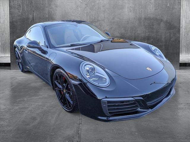 2017 Porsche 911 Carrera